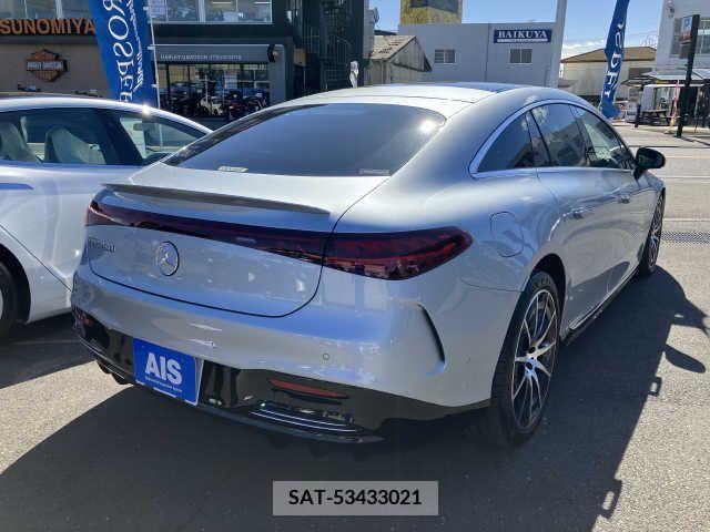Mercedes Benz EQS 2022-10 215453-7