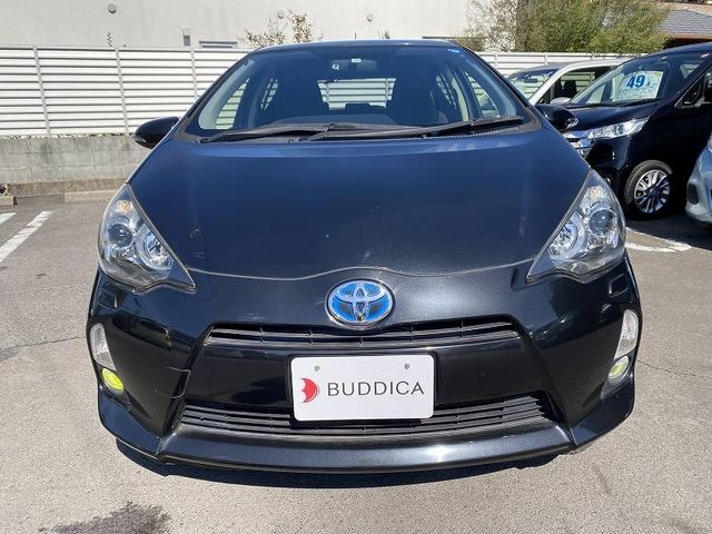 Toyota AQUA 2013-10 18297-2