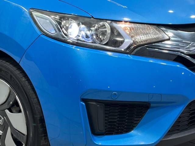 Honda FIT HYBRID 2013-09 187986-12