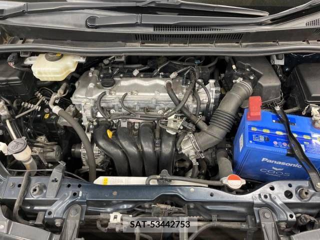 Toyota VOXY 2016-09 370413-19