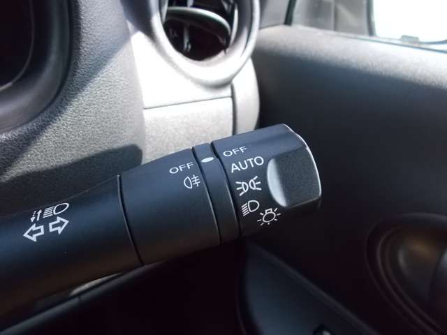 Nissan MARCH 2018-08 7583-9