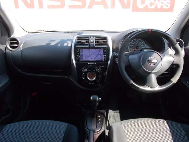 Nissan MARCH 2018-08 7583-2