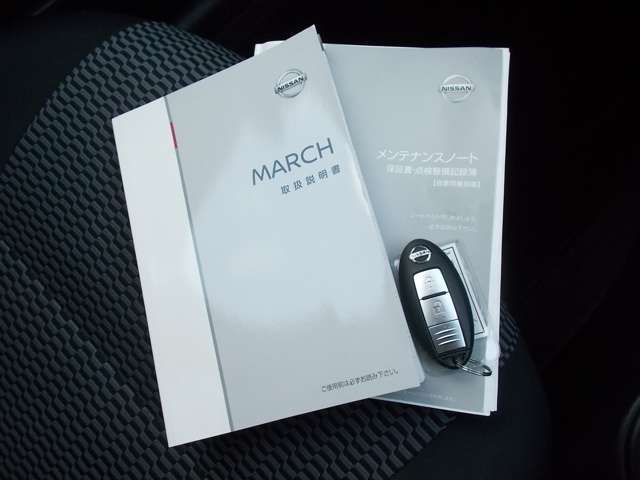 Nissan MARCH 2018-08 7583-4