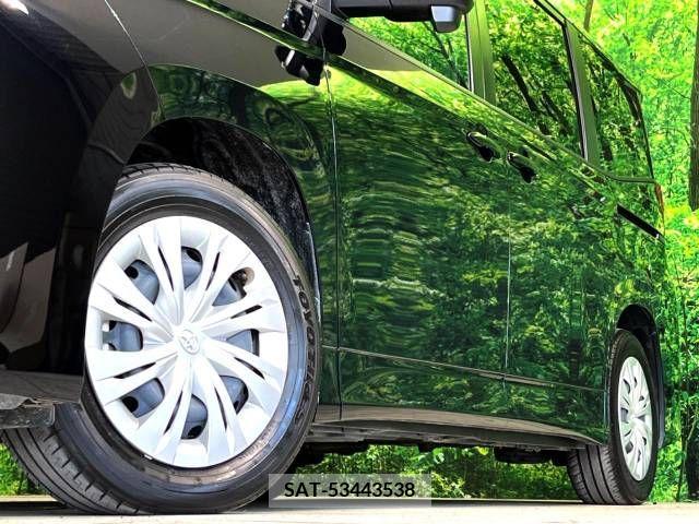 Toyota NOAH 2023-04 230030-13