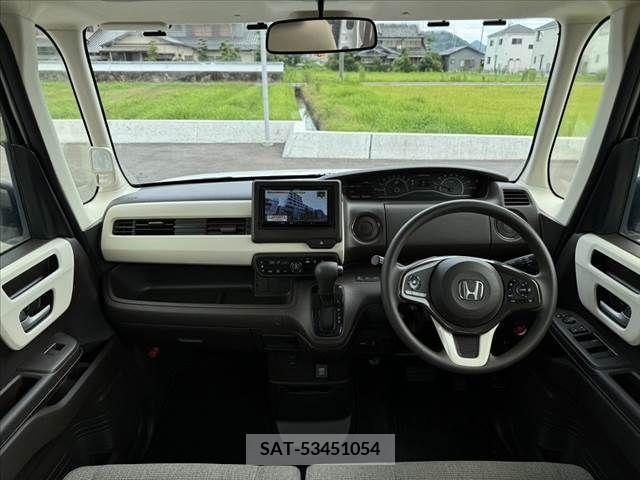 Honda N BOX 2021-05 385613-1