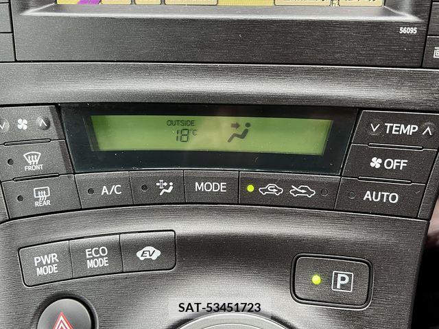 Toyota PRIUS 2010-07 281876-8