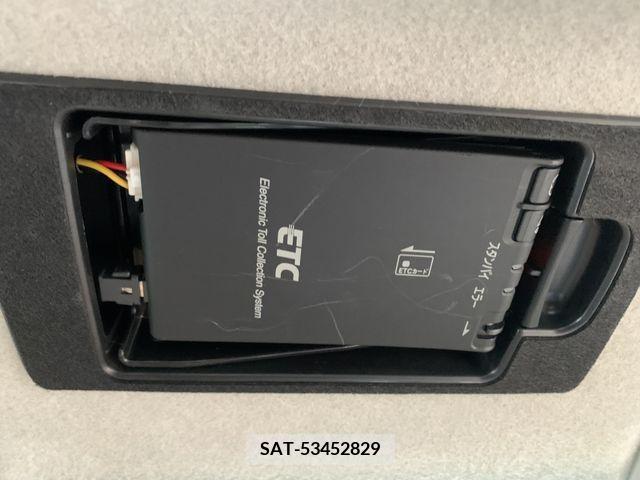 Nissan LAFESTA 2014-01 241783-15