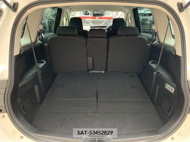 Nissan LAFESTA 2014-01 241783-8