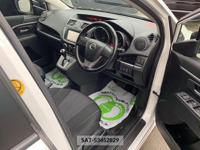 Nissan LAFESTA 2014-01 241783-2