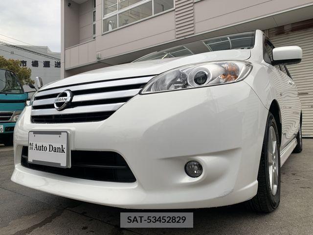 Nissan LAFESTA 2014-01 241783-23