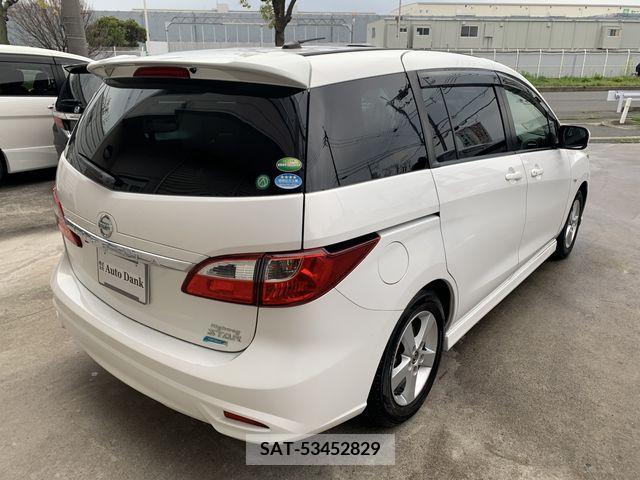 Nissan LAFESTA 2014-01 241783-24