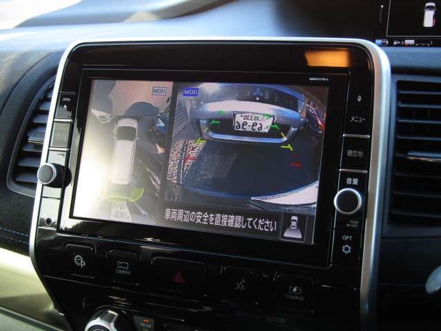 Nissan SERENA 2018-04 14084-12
