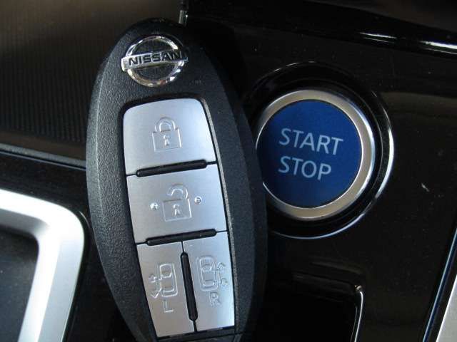 Nissan SERENA 2018-04 14084-15