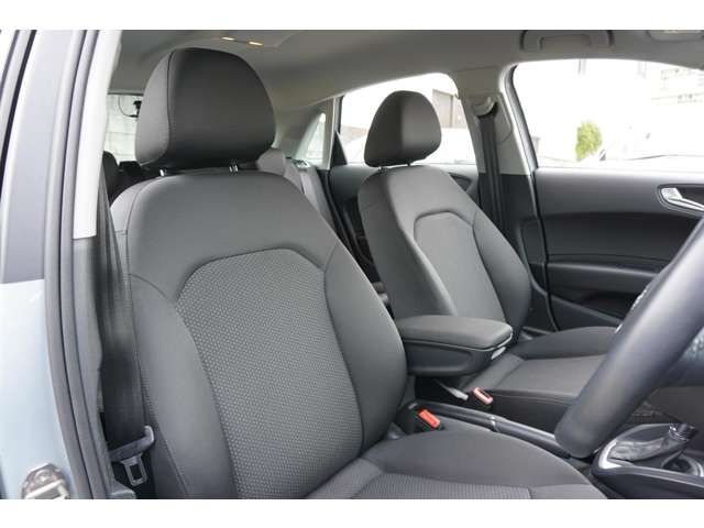 Audi A1 2018-12 2419-5