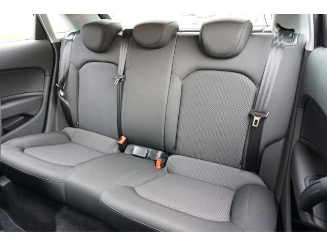 Audi A1 2018-12 2419-16