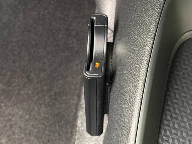 Toyota AQUA 2021-09 26606-7
