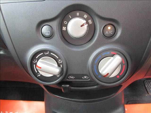 Nissan NOTE 2017-04 5608-12