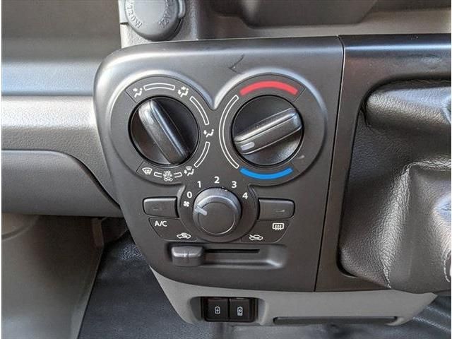 Suzuki EVERY 2022-06 182249-24