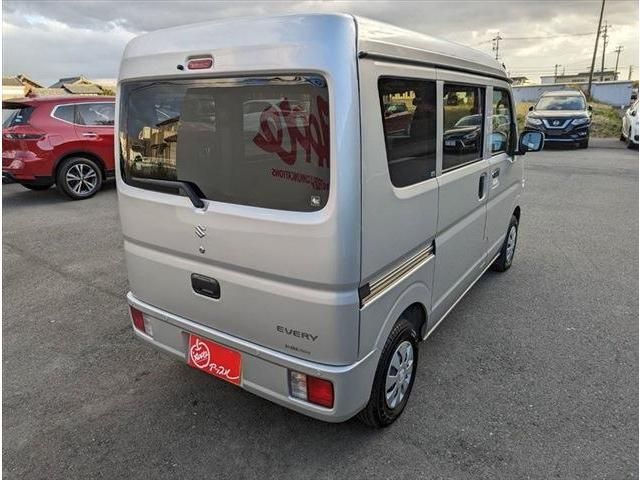 Suzuki EVERY 2022-06 182249-4