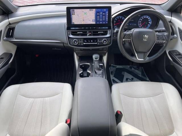Toyota CROWN SEDAN 2020-11 21457-1