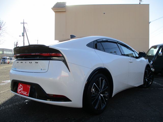 Toyota PRIUS 2023-04 193623-2
