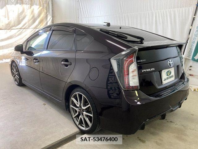 Toyota PRIUS 2013-07 327811-2