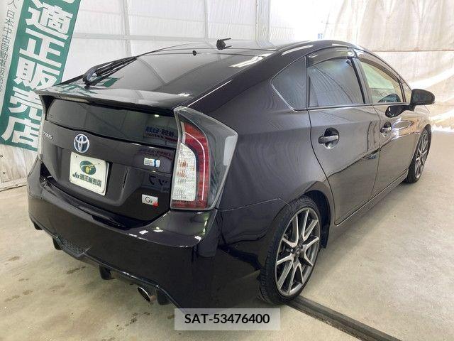 Toyota PRIUS 2013-07 327811-4