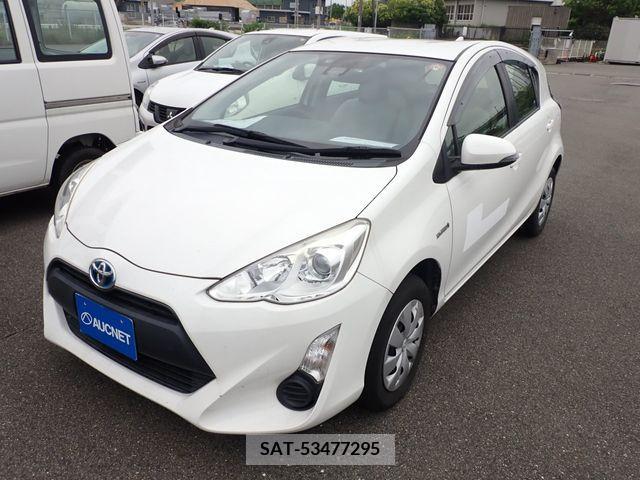 Toyota AQUA 2017-06 378154-6