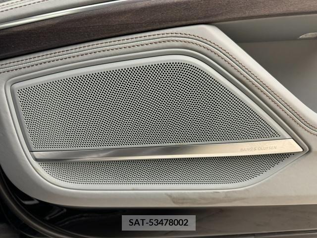 Audi A8 2019-02 261154-13