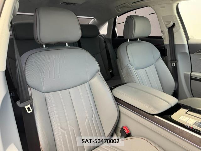 Audi A8 2019-02 261154-14