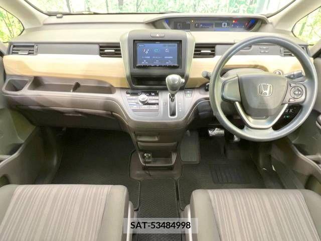 Honda FREED 2017-06 216617-1