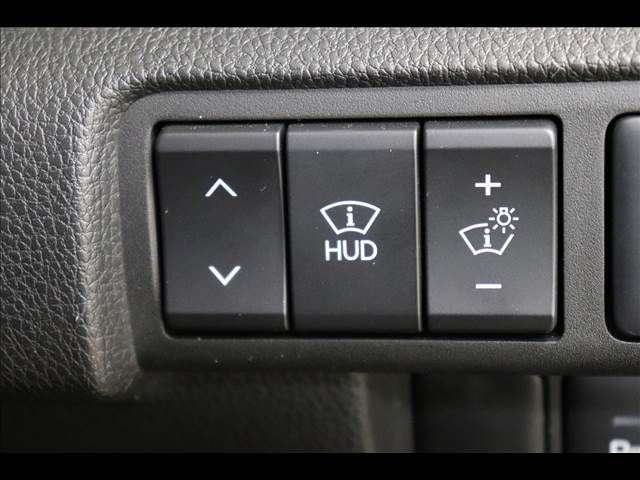 Mitsubishi ECLIPSE CROSS 2020-07 16383-6