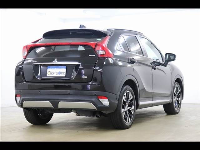 Mitsubishi ECLIPSE CROSS 2020-07 16383-18