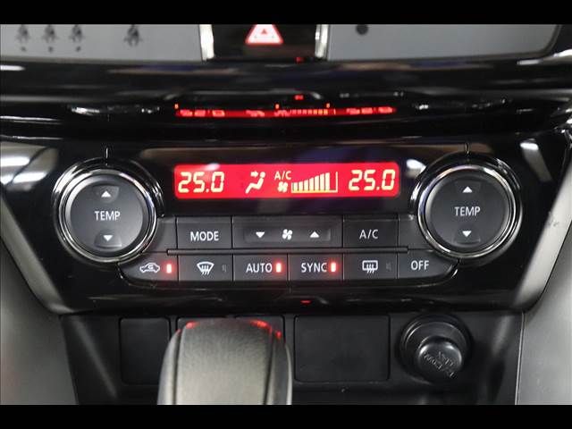 Mitsubishi ECLIPSE CROSS 2020-07 16383-7
