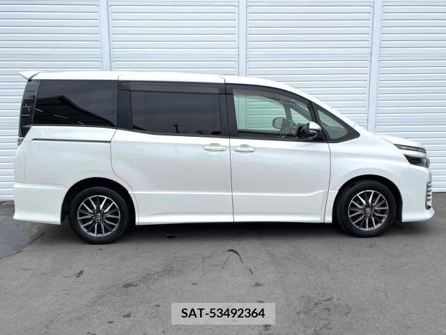 Toyota VOXY 2014-08 321417-16