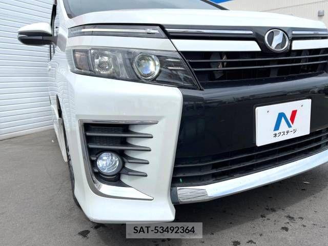 Toyota VOXY 2014-08 321417-13