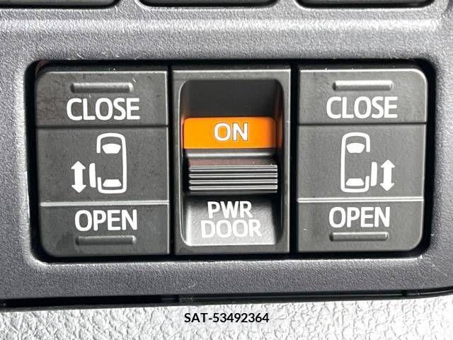 Toyota VOXY 2014-08 321417-4