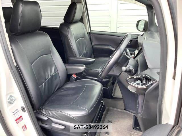 Toyota VOXY 2014-08 321417-9