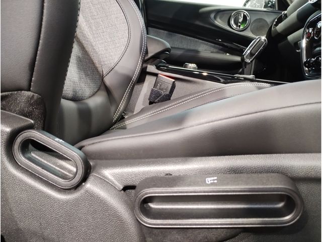 Bmw MINI 2023-03 182568-24