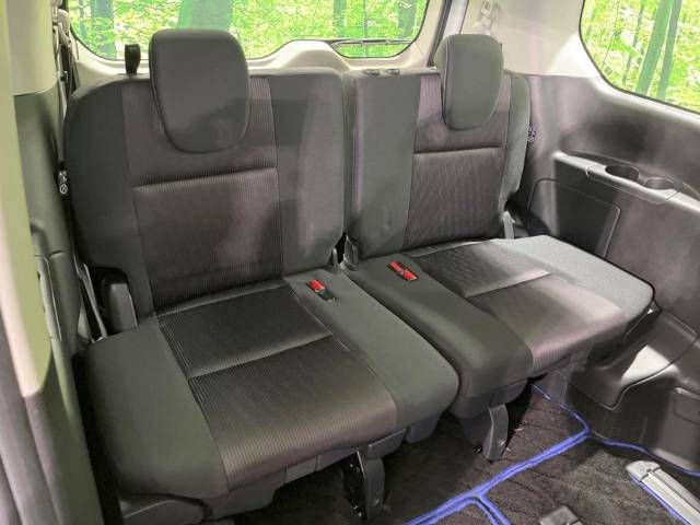 Nissan SERENA 2017-09 185041-10
