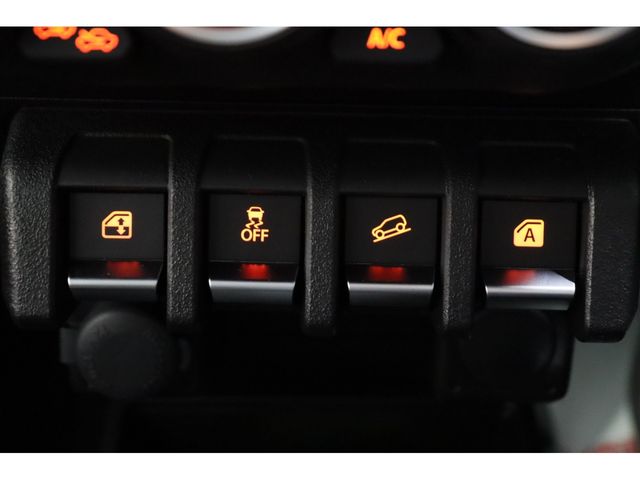 Suzuki JIMNY 2022-11 320-9