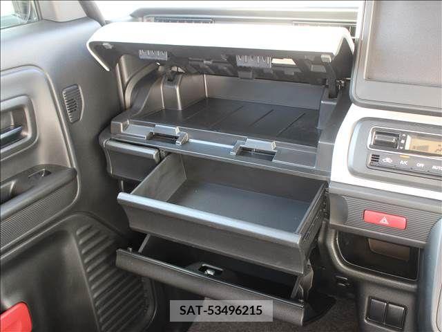 Suzuki SPACIA 2023-05 368532-26