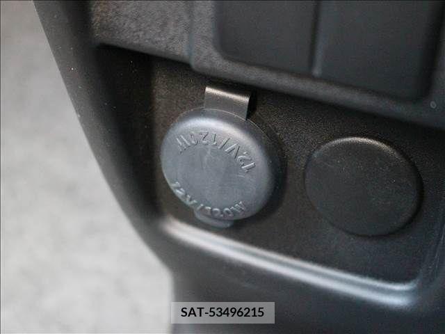 Suzuki SPACIA 2023-05 368532-21