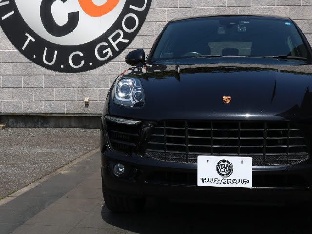 Porsche MACAN 2017-02 4005-4