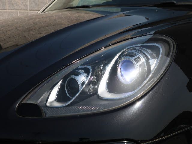 Porsche MACAN 2017-02 4005-19