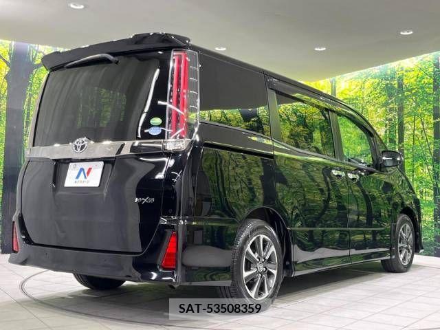 Toyota NOAH 2019-04 210078-18