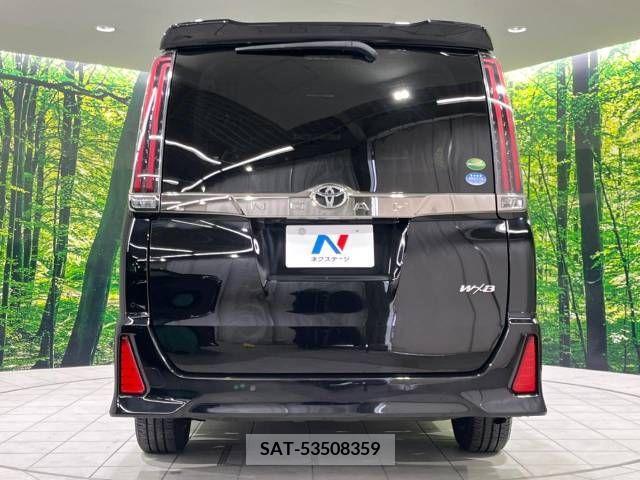 Toyota NOAH 2019-04 210078-16