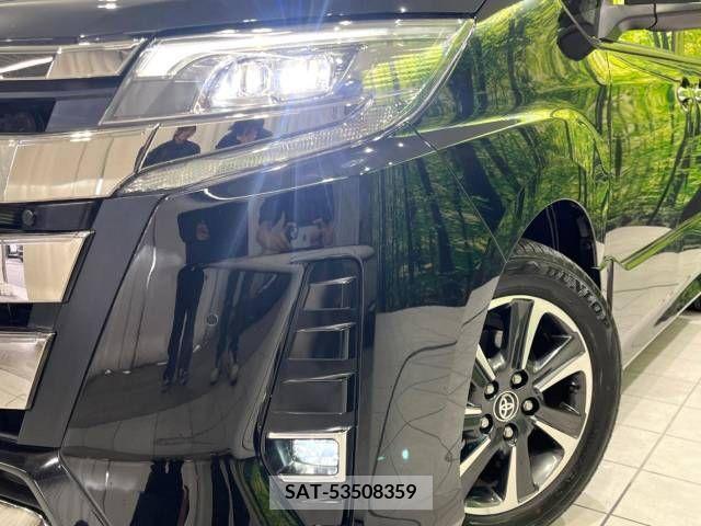 Toyota NOAH 2019-04 210078-13