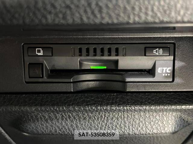Toyota NOAH 2019-04 210078-7