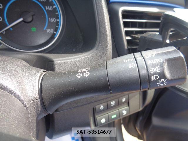Nissan LEAF 2017-10 373936-16